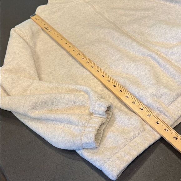 Croft & Barrow Men's Light Gray Zip-Up  fleece Sweater - Picture 5 of 7